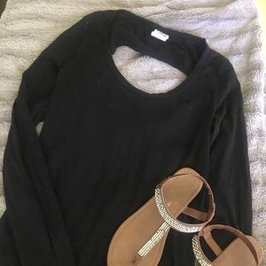 PINK long sleeve top with opening in the back